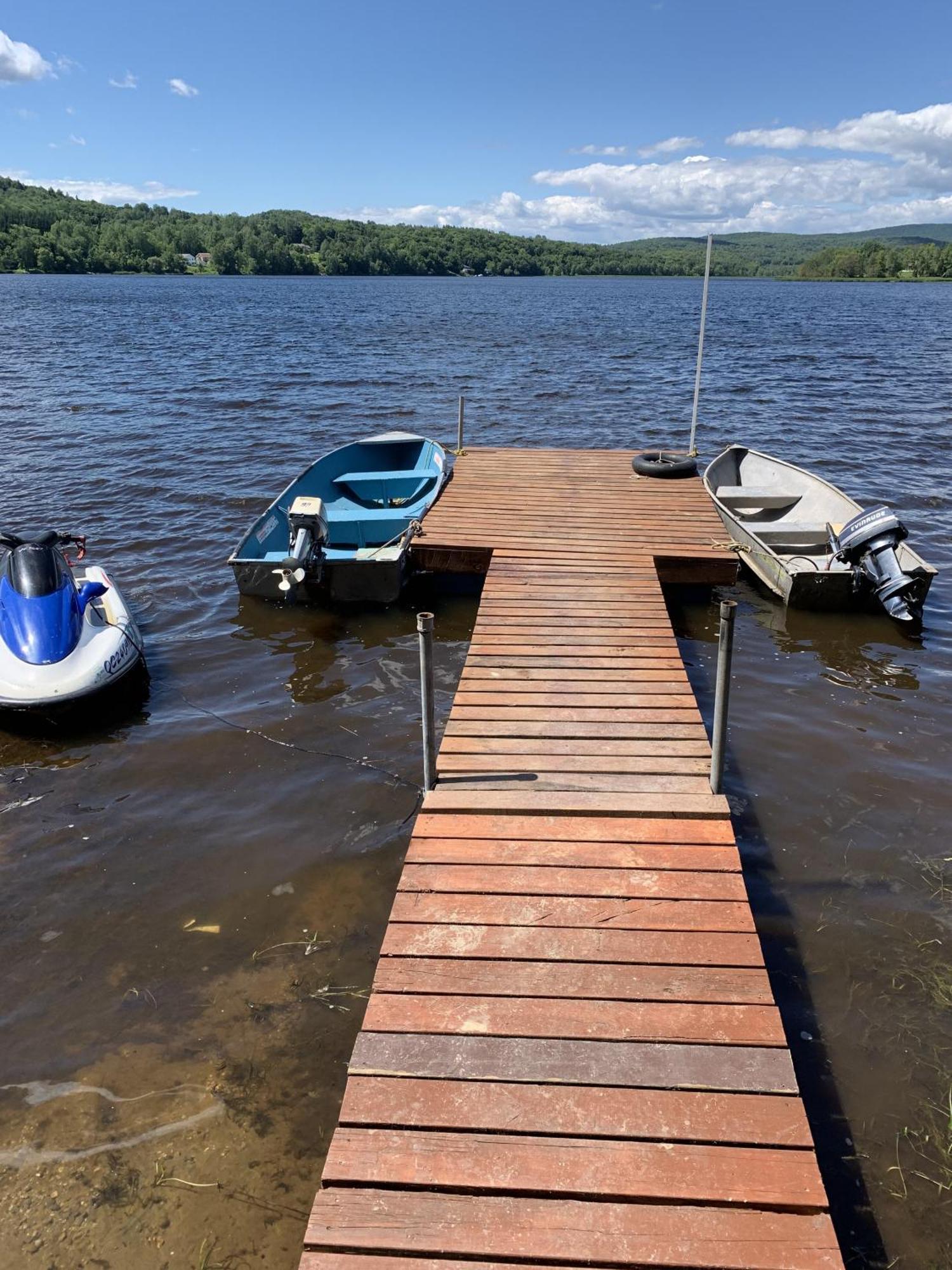 Auberge De Ferme-Neuve Lac-Saint-Paul Esterno foto
