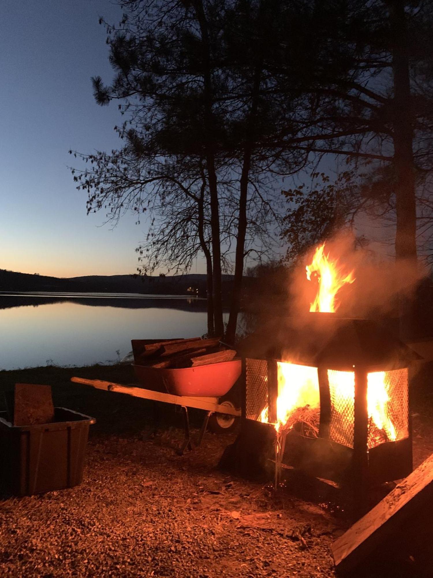 Auberge De Ferme-Neuve Lac-Saint-Paul Esterno foto